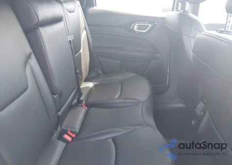 2024 Jeep Compass Limited 4X4 from USA, damaged, VIN 3C4NJDCN7RT106527